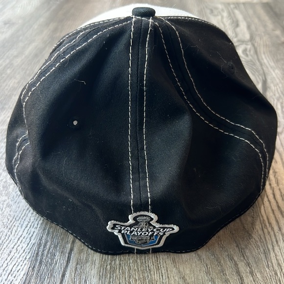 New Era Hat Black and White Los Angeles Kings 39thirty 2012 Conference Champions - Picture 8 of 12